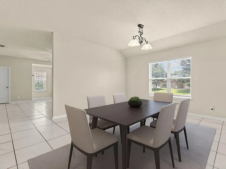 4703 Stonehaven Dr — Photo 11