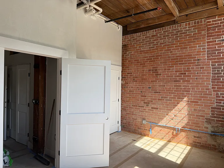 1665 Main Street — Photo 6