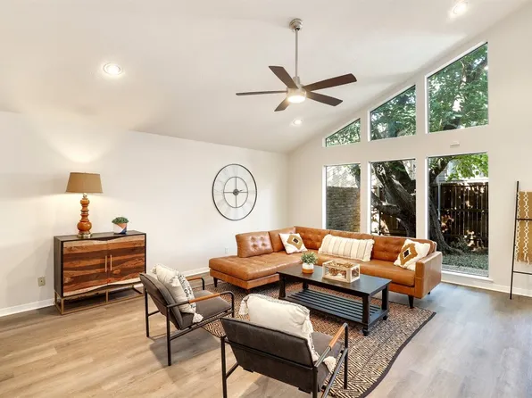 7521 Village Trail Dr, Dallas, TX 75254