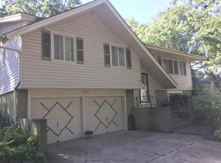 416 Cole Ct, Schaumburg, IL 60193