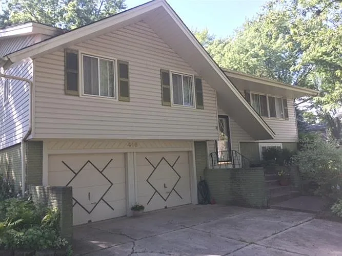 416 Cole Ct photo 1