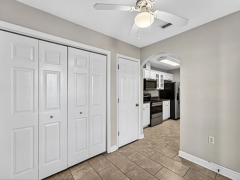 114 Lakeridge Dr — Photo 32