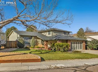 3160 Westcliff Dr E, Colorado Springs, CO 80906