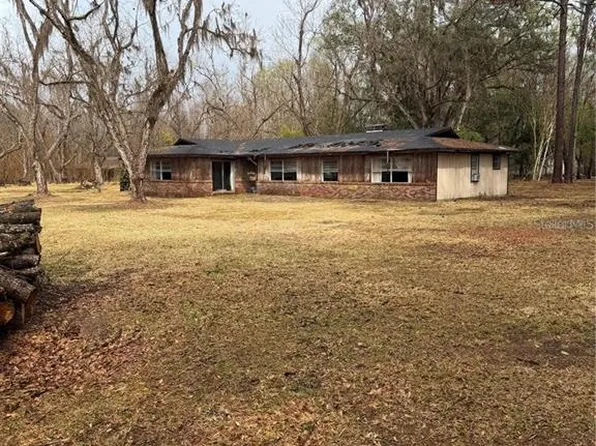 1521 SE 163rd St, Hawthorne, FL 32640