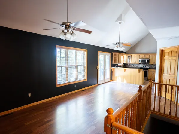 21620 County Road 232, Hermitage, MO 65668