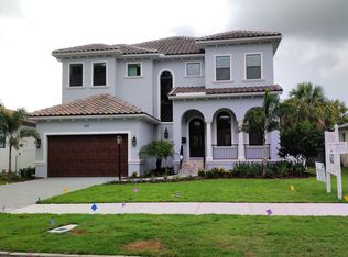 204 Aranda St NE, Saint Petersburg, FL 33704