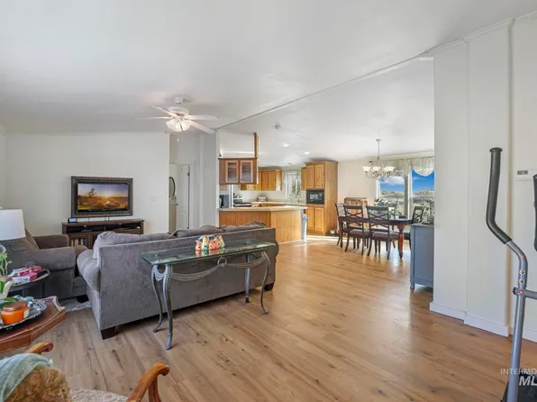832 N 1350 E, Richfield, ID 83349