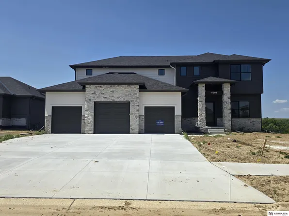 11008 N 172nd St, Bennington, NE 68007
