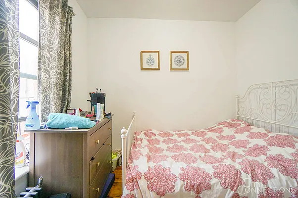 Rented by City Connections Realty | media 19