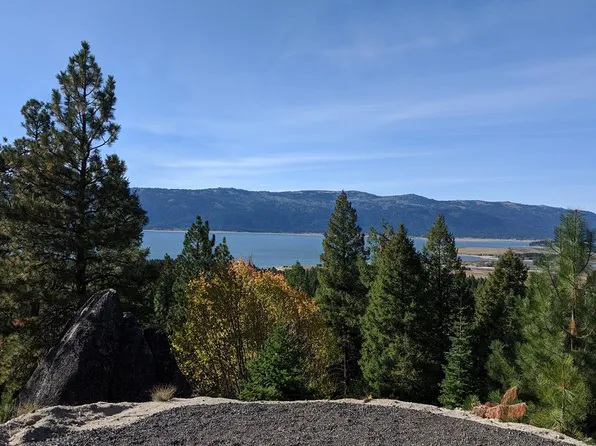 1584 Crown Point Pkwy #42, Cascade, ID 83611