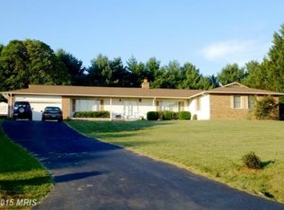 38360 Downs Ct, Hamilton, VA 20158