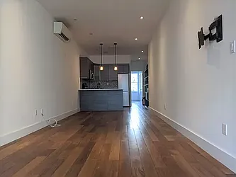 Rented by Skyline Group Real Estate