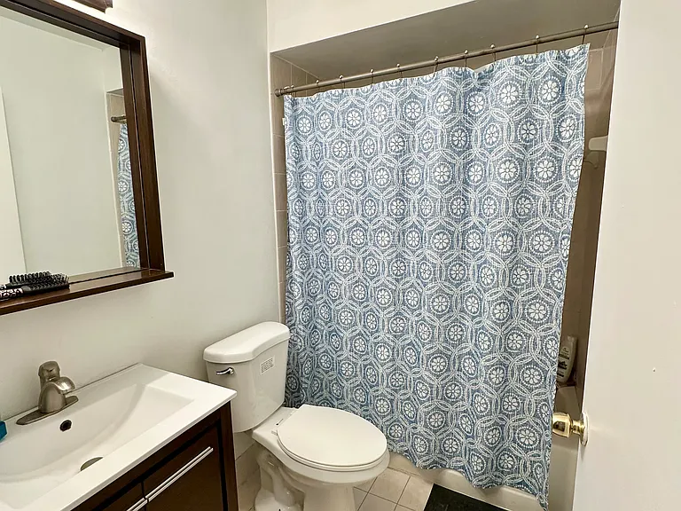 6108 SW 133rd Pl — Photo 3