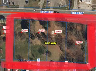 1975 E Oak St, Conway, AR 72032