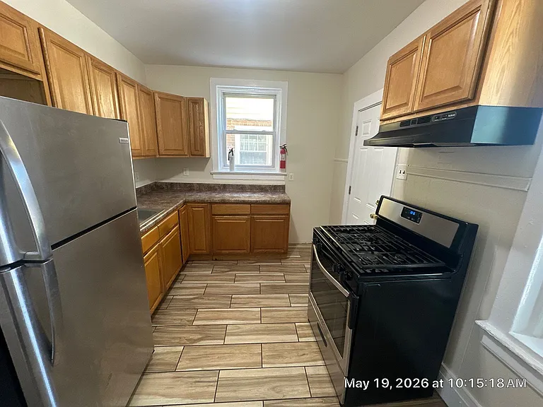653 Rutherford Ave — Photo 5