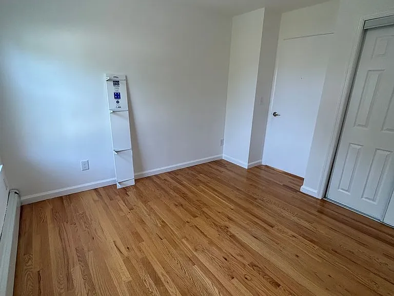 302 Atkins Ave — Photo 9