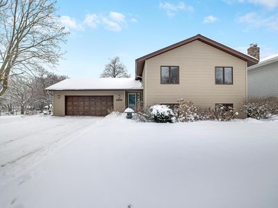 2492 Beam Ave E, North Saint Paul, MN, 55109
