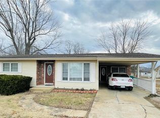 124 E Springfield Rd, Sullivan, MO 63080