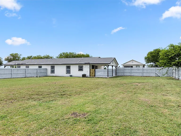 108 Gm Ln #B — Photo 18
