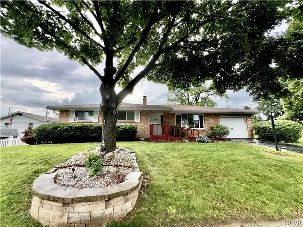 323 Chapel Ave, Allentown, PA 18103