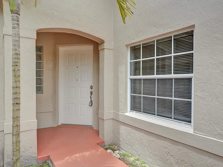 17866 SW 10th Ln — Photo 46