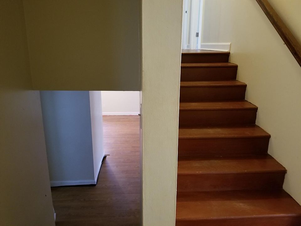 Access to basement and upstairs