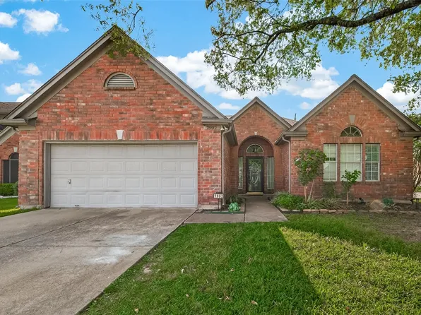 2902 Julie Ann Dr, Pearland, TX 77584