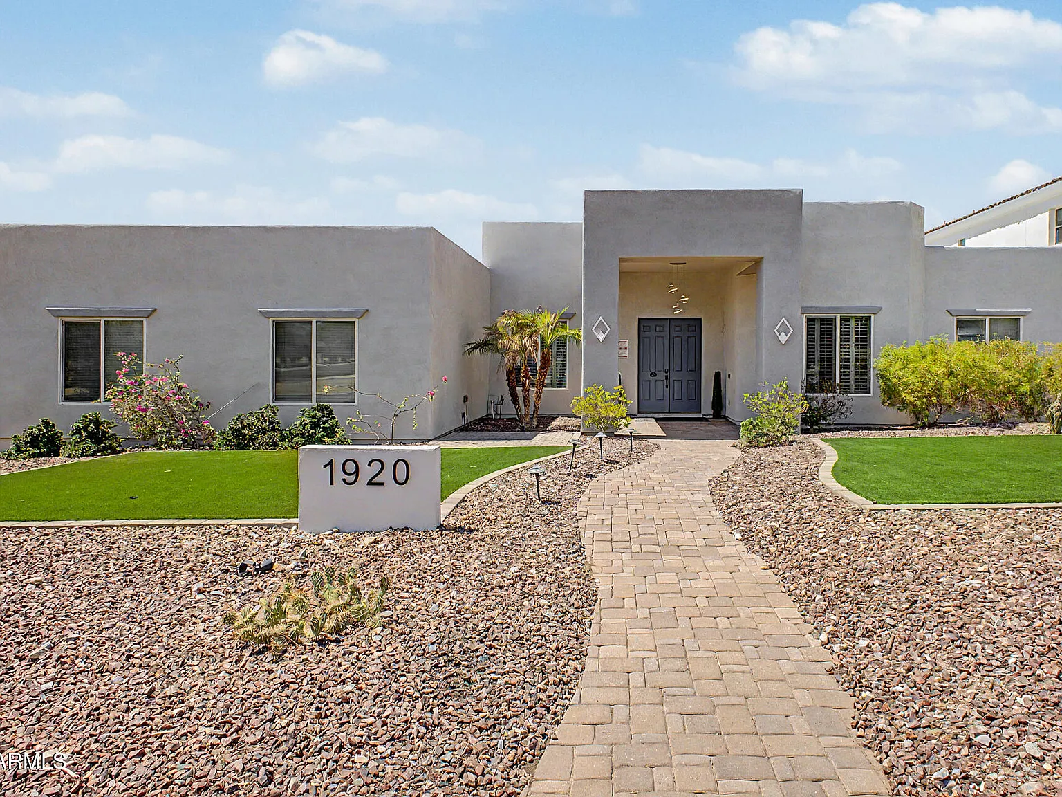 4 bed, 3.0 bath, 3140 sqft, $5,000 — Photo 1
