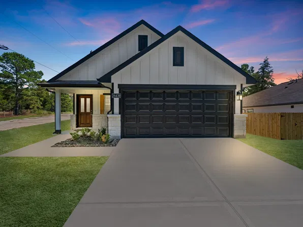 26439 Lakeshore Dr, Hempstead, TX 77445