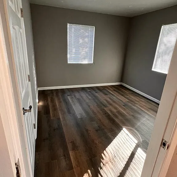 2630 McComb Ave — Photo 3