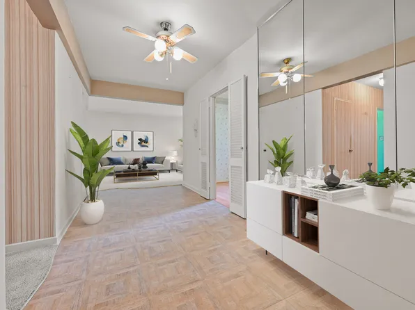 2727 Ocean Parkway image 4 of 18