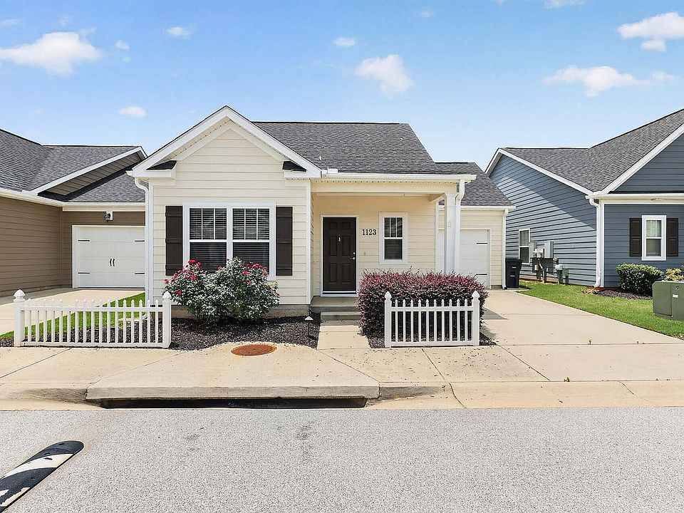 1st image of 10 Walnut Ln #1123TP