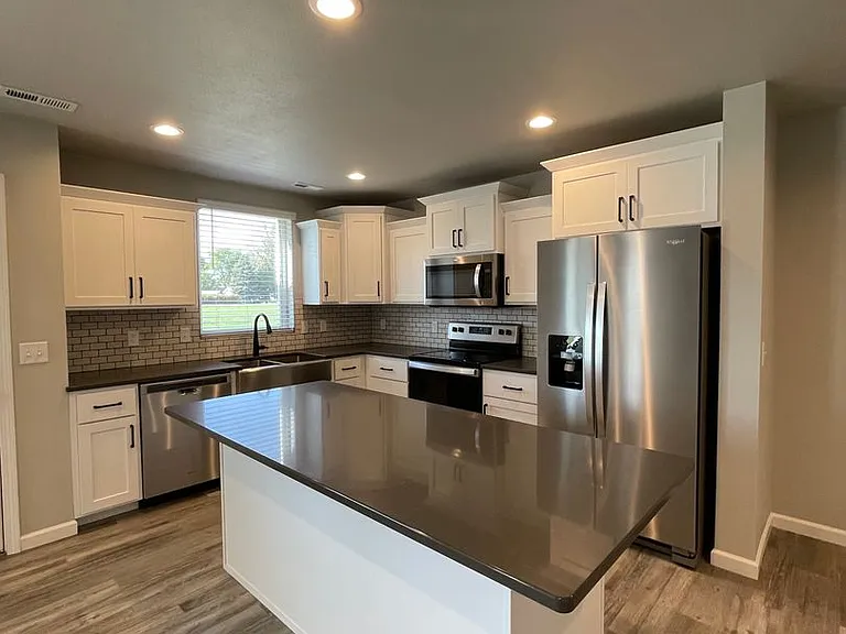 3314 Kenner Loop — Photo 2