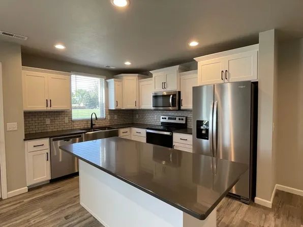 3314 Kenner Loop, Bismarck, ND 58504
