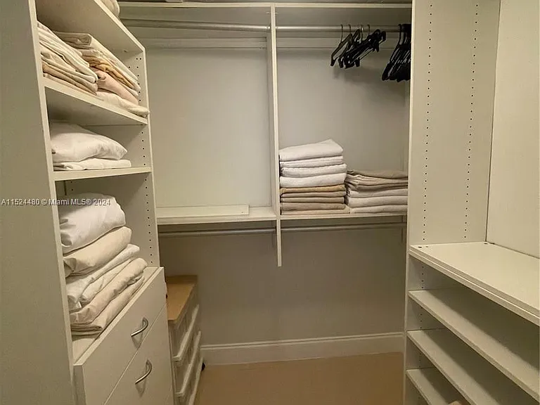 3801 S Ocean Dr #15V — Photo 16