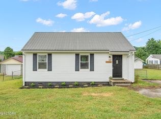 1105 Welch Ave, Loudon, TN 37774