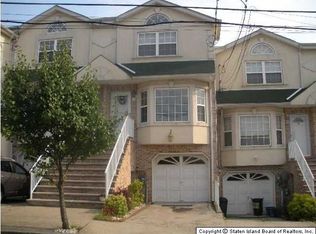 118 Pitney Ave, Staten Island, NY 10309