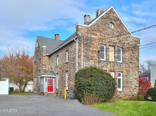 300 Soundview Ave, Fairfield, CT 06825