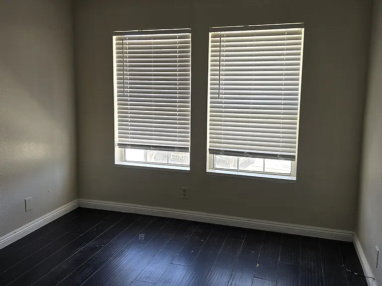 E Mesa Dr — Photo 6