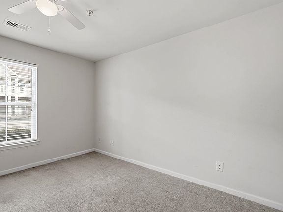 3rd image of 114 Butkus Dr. #3