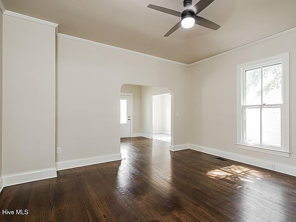 3rd image of 319 E Main Street