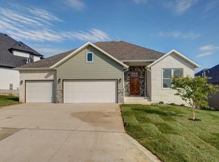 3017 W Teton Drive, Springfield, MO 65810