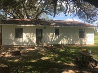 2595 Rappold Rd, Yoakum, TX 77995