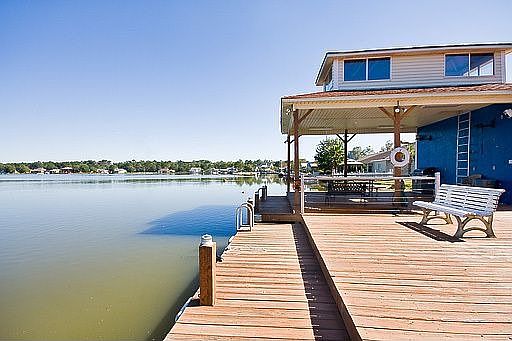 3rd image of 14189 Riverlake Dr