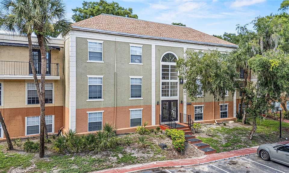 1st image of 3946 VERSAILLES DRIVE #3946B