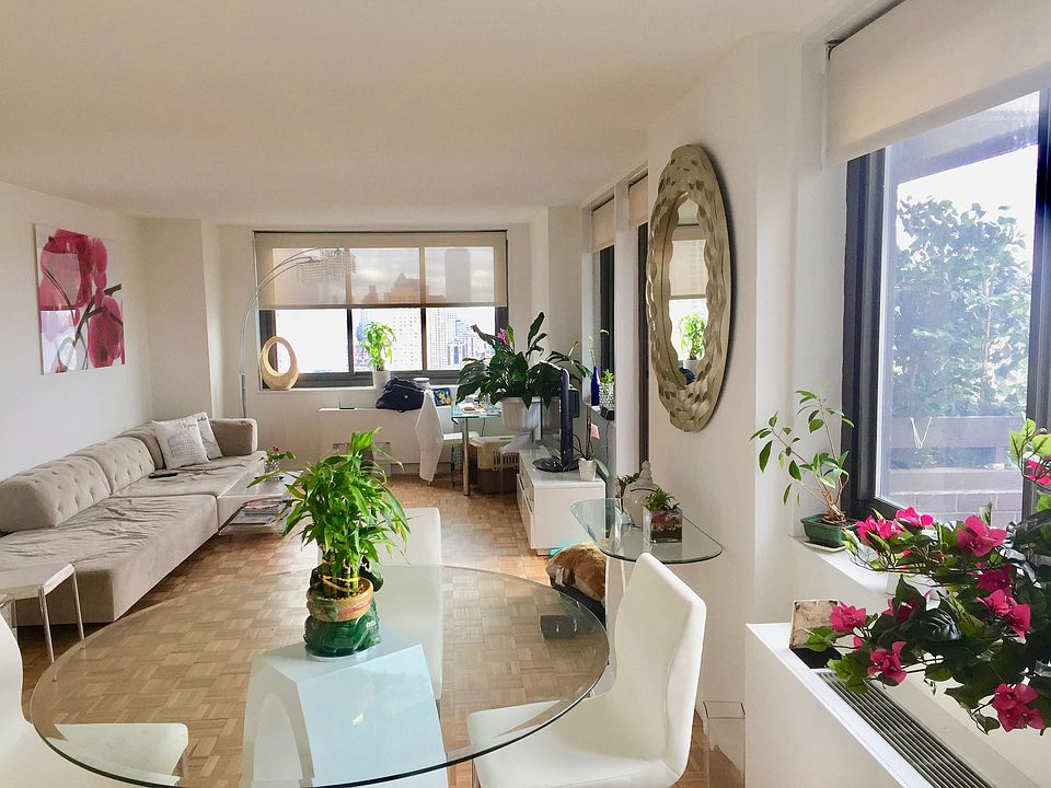 1st image of 347 W 57th St APT 28F