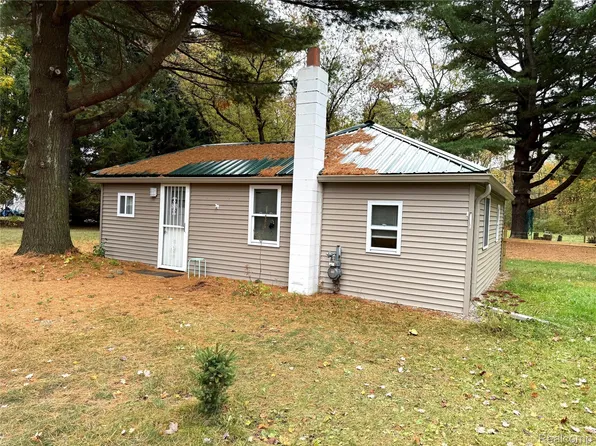 6914 Weber Dr, Port Sanilac, MI 48469