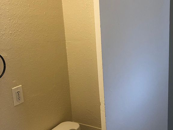 2nd image of 5172 Imperial Ave