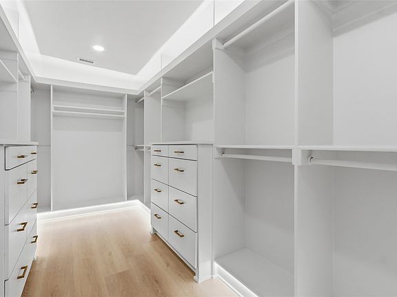 4th image of 4009 Finis Ln
