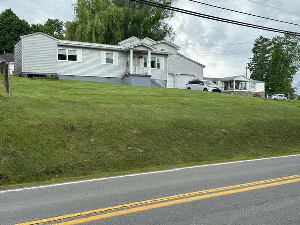 313 Prosperity Rd, Beckley, WV 25801